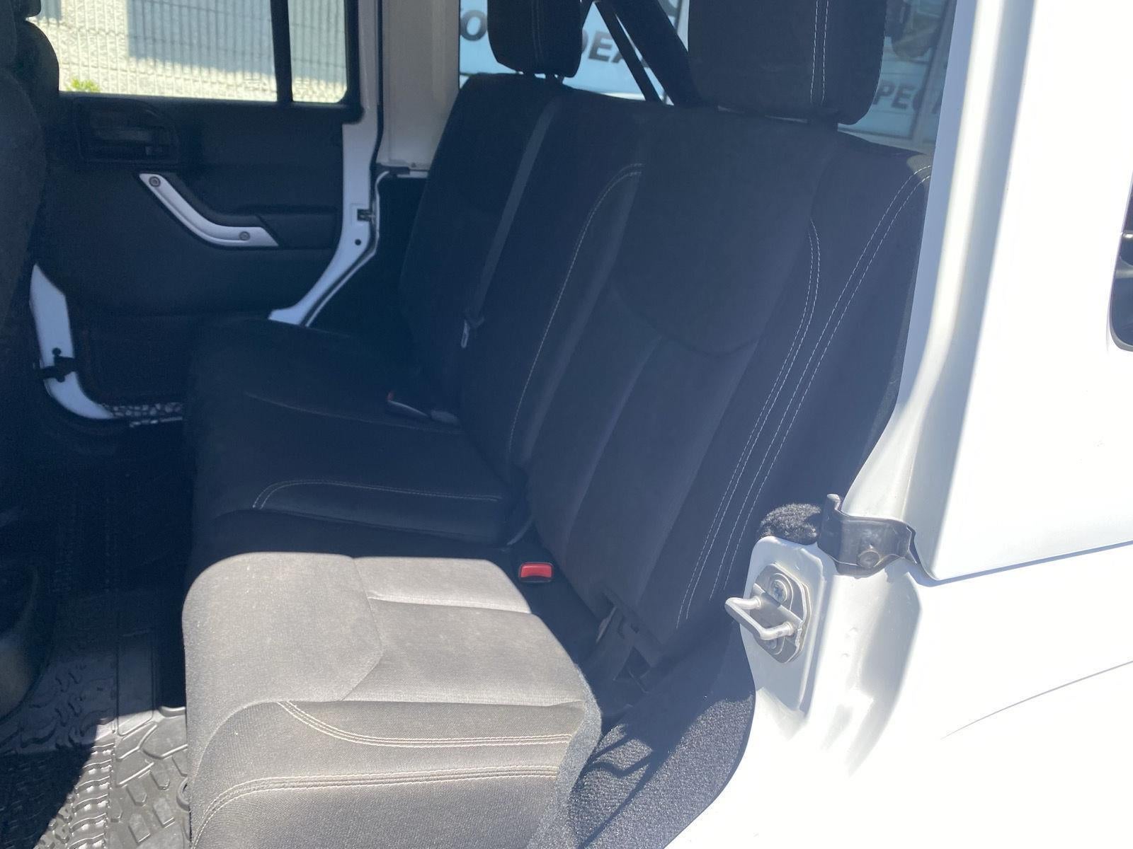 2017 Jeep Wrangler Unlimited Sahara 4x4