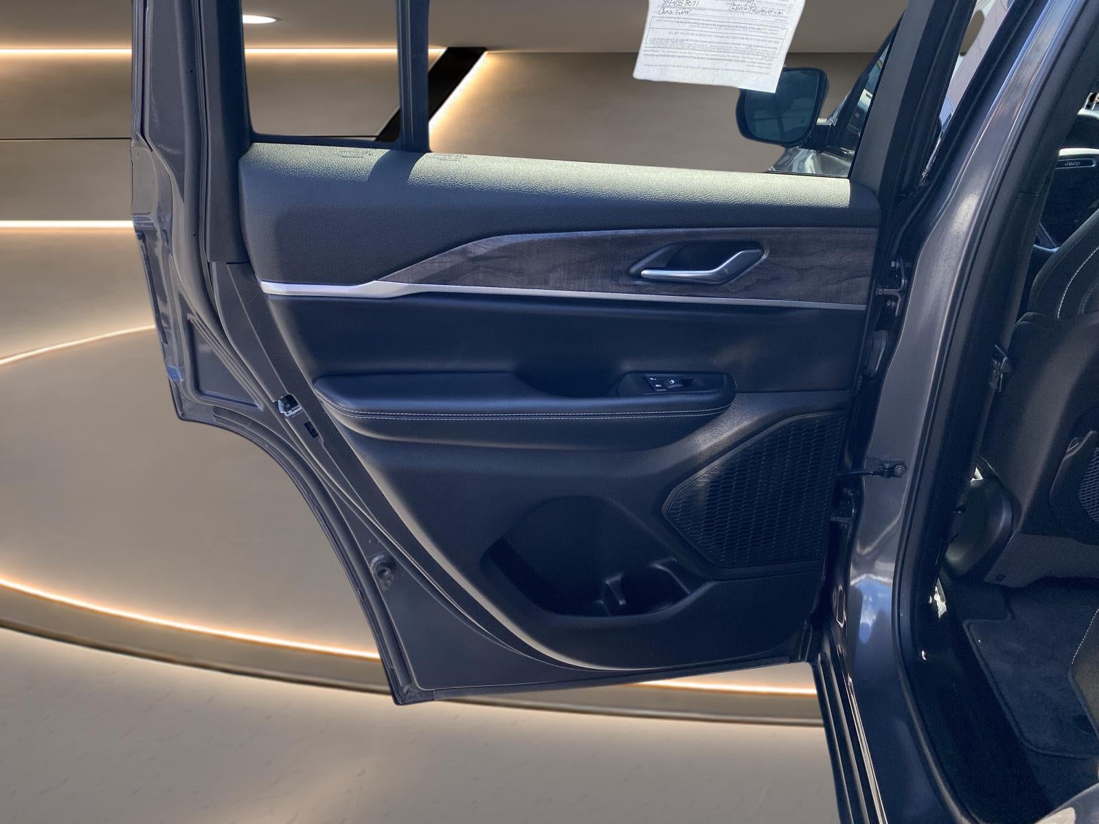 2025 Jeep Grand Cherokee Limited 4x4