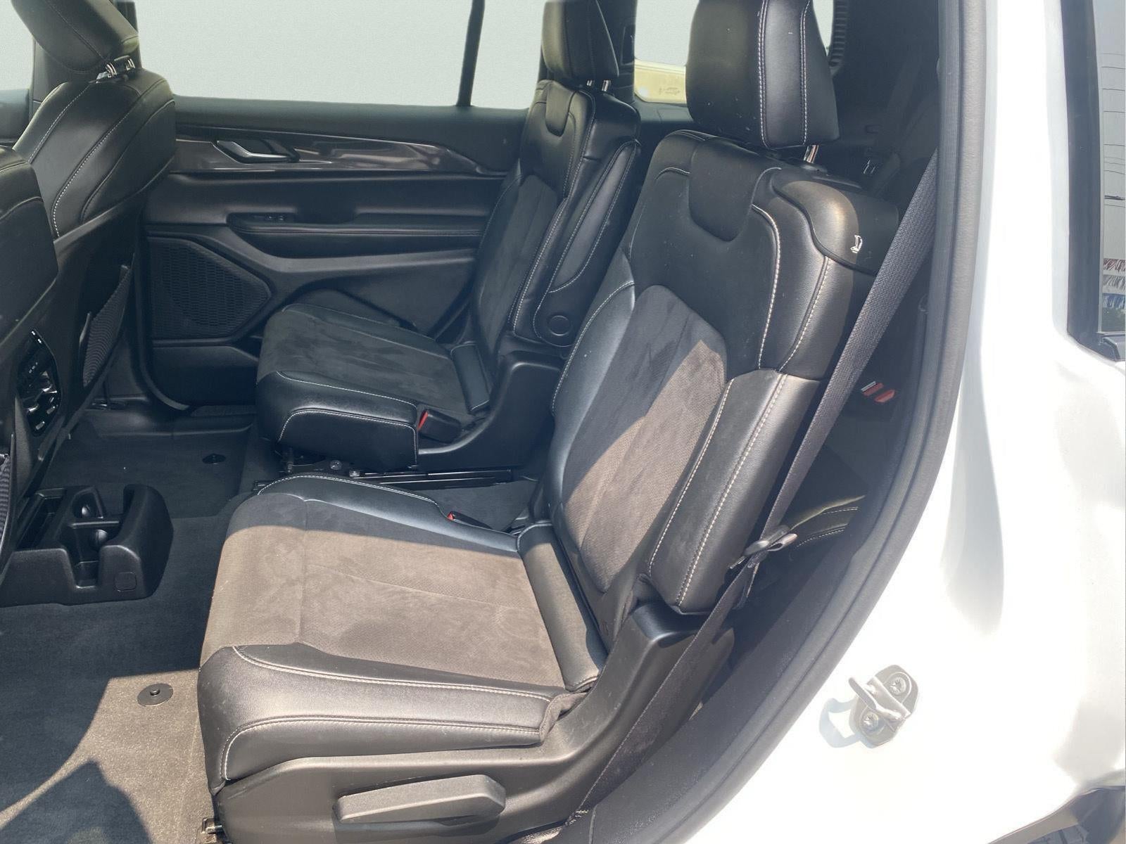 2023 Jeep Grand Cherokee L Altitude 4x4