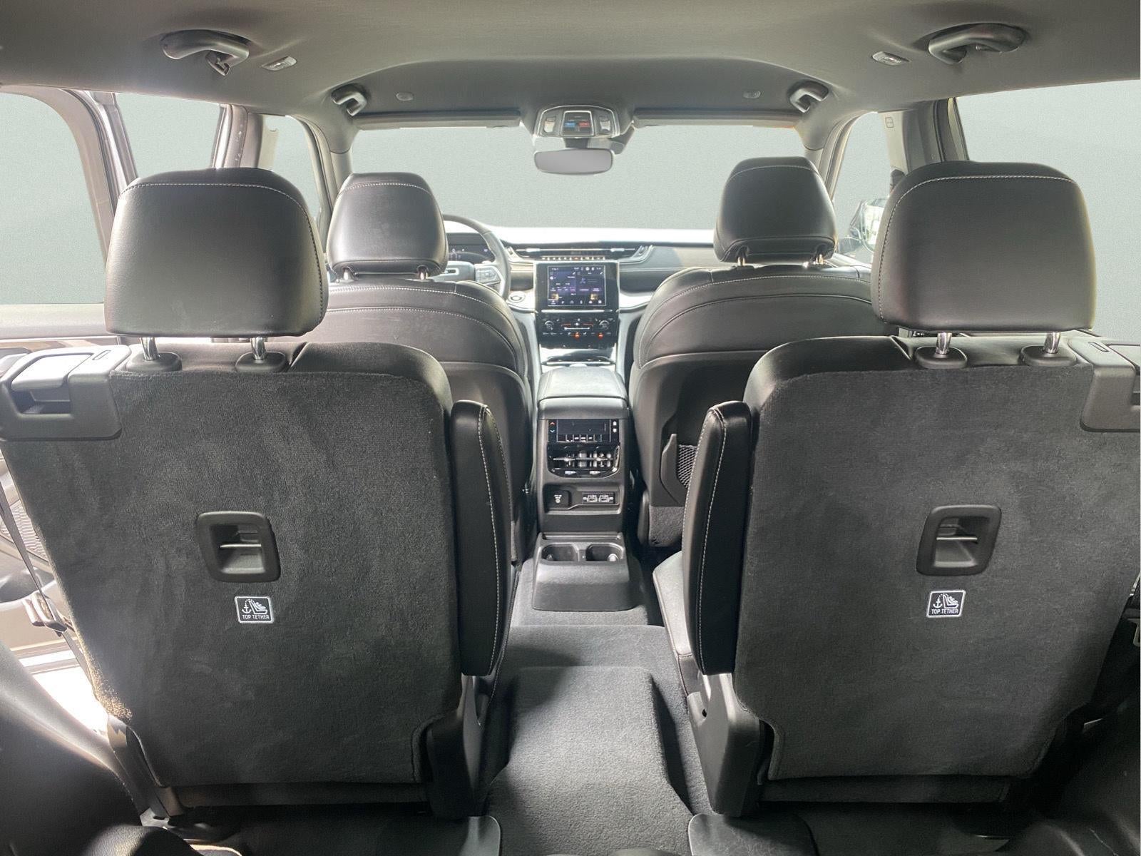 2023 Jeep Grand Cherokee L Altitude 4x4