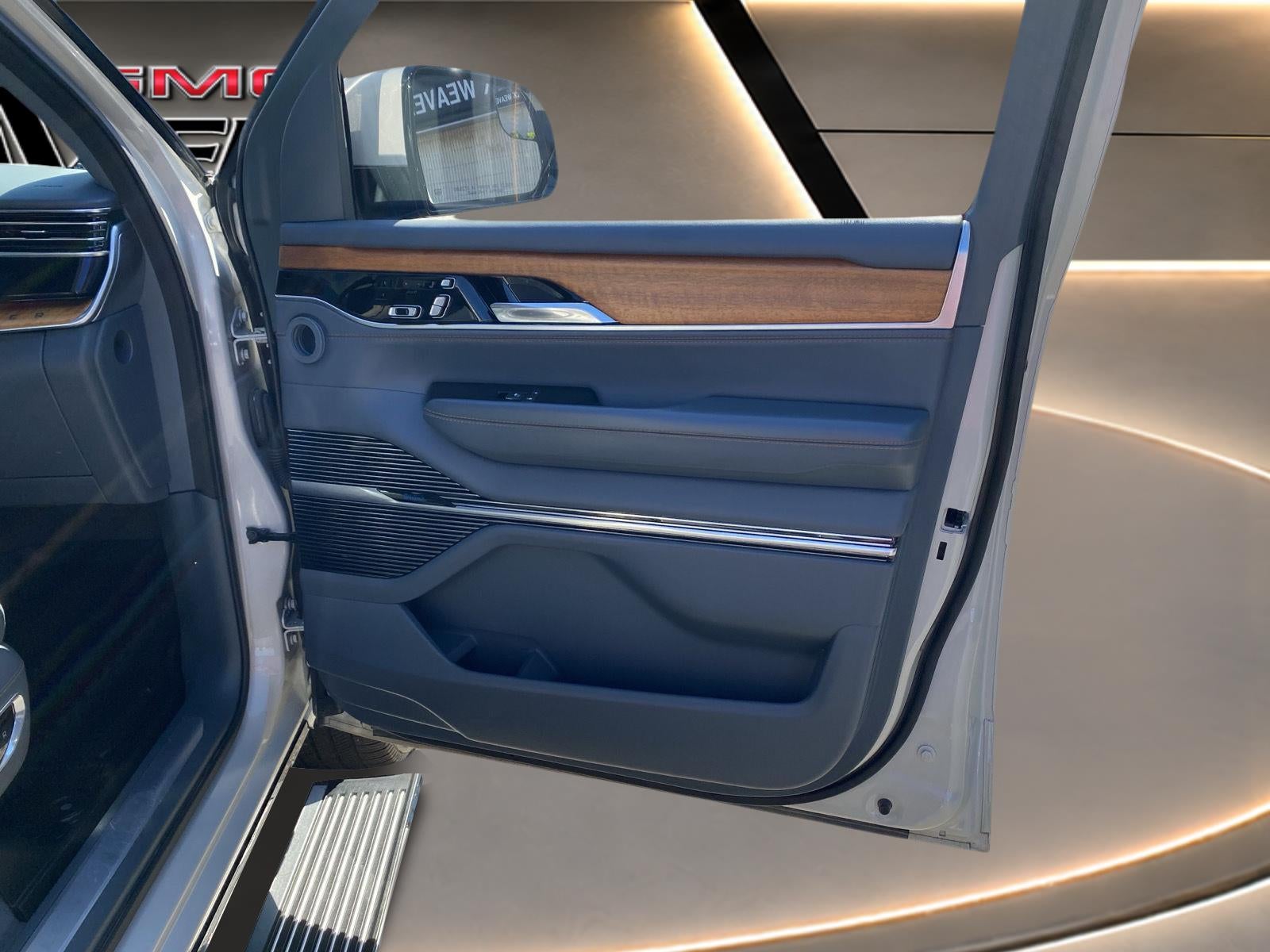 2022 Jeep Grand Wagoneer Series II 4x4