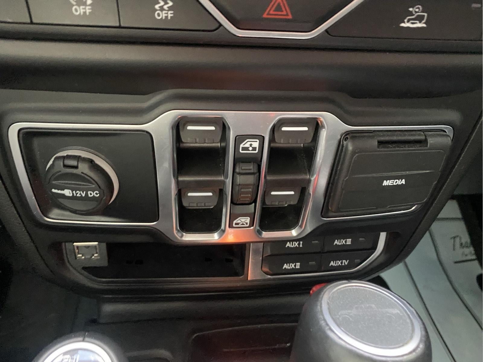 2022 Jeep Gladiator Overland