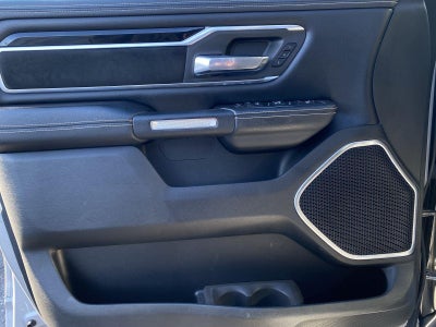 2020 RAM 1500 Laramie Crew Cab 4x4 5'7" Box