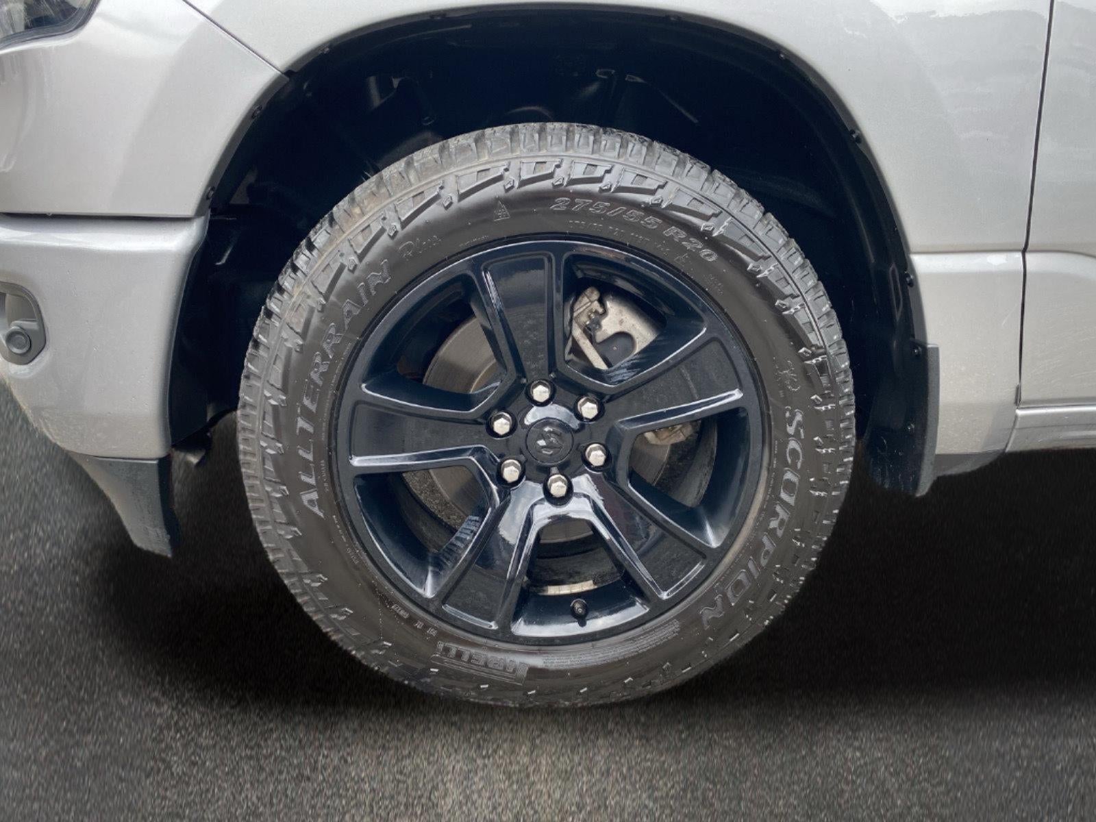 2020 RAM 1500 Big Horn Crew Cab 4x4 5'7" Box