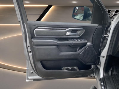 2020 RAM 1500 Big Horn Crew Cab 4x4 5'7" Box