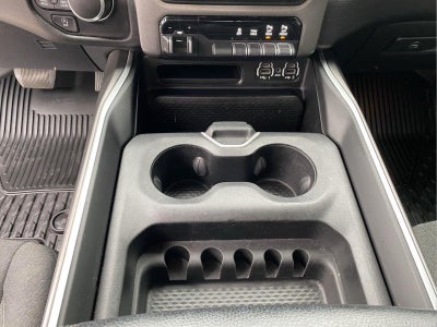 2020 RAM 1500 Big Horn Crew Cab 4x4 5'7" Box