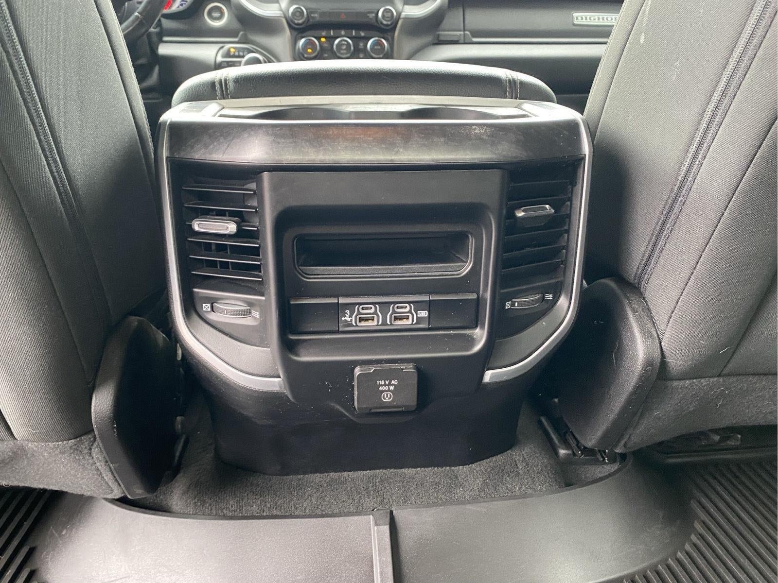 2020 RAM 1500 Big Horn Crew Cab 4x4 5'7" Box