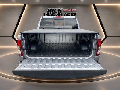 2020 RAM 1500 Big Horn Crew Cab 4x4 5'7" Box