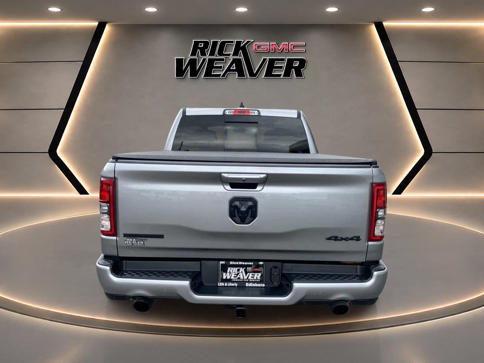 2020 RAM 1500 Big Horn Crew Cab 4x4 5'7" Box