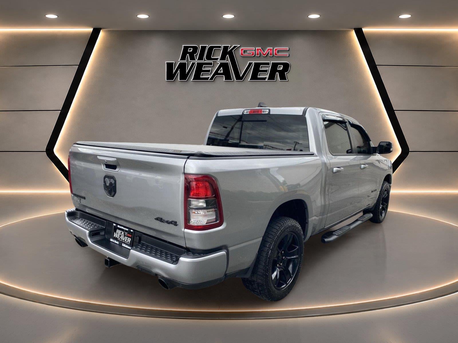 2020 RAM 1500 Big Horn Crew Cab 4x4 5'7" Box