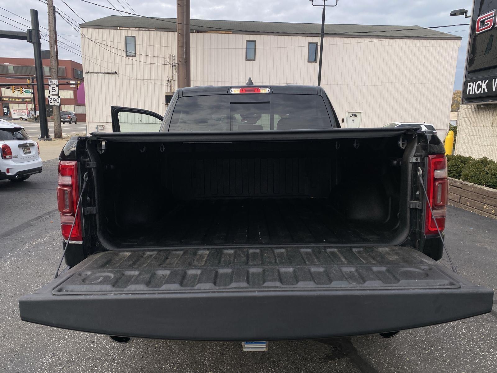 2023 RAM 1500 Limited Crew Cab 4x4 5'7" Box