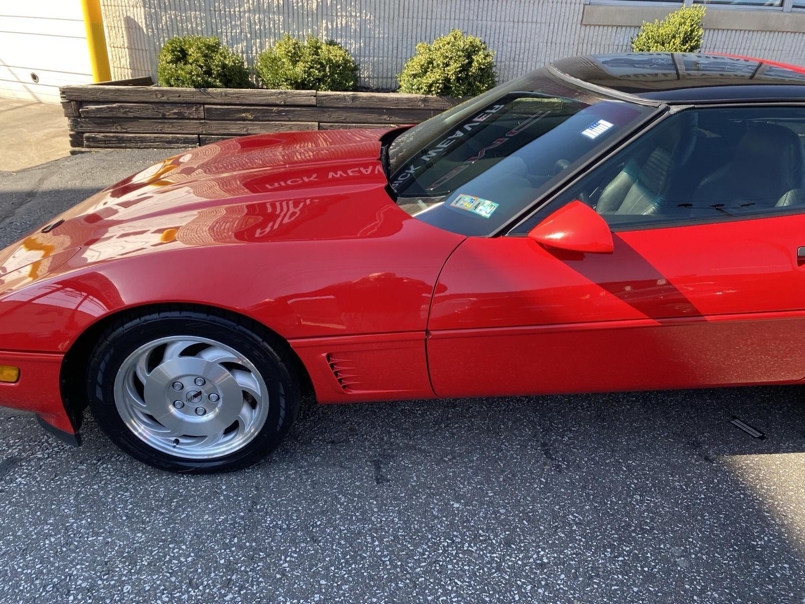 1996 Chevrolet Corvette Base