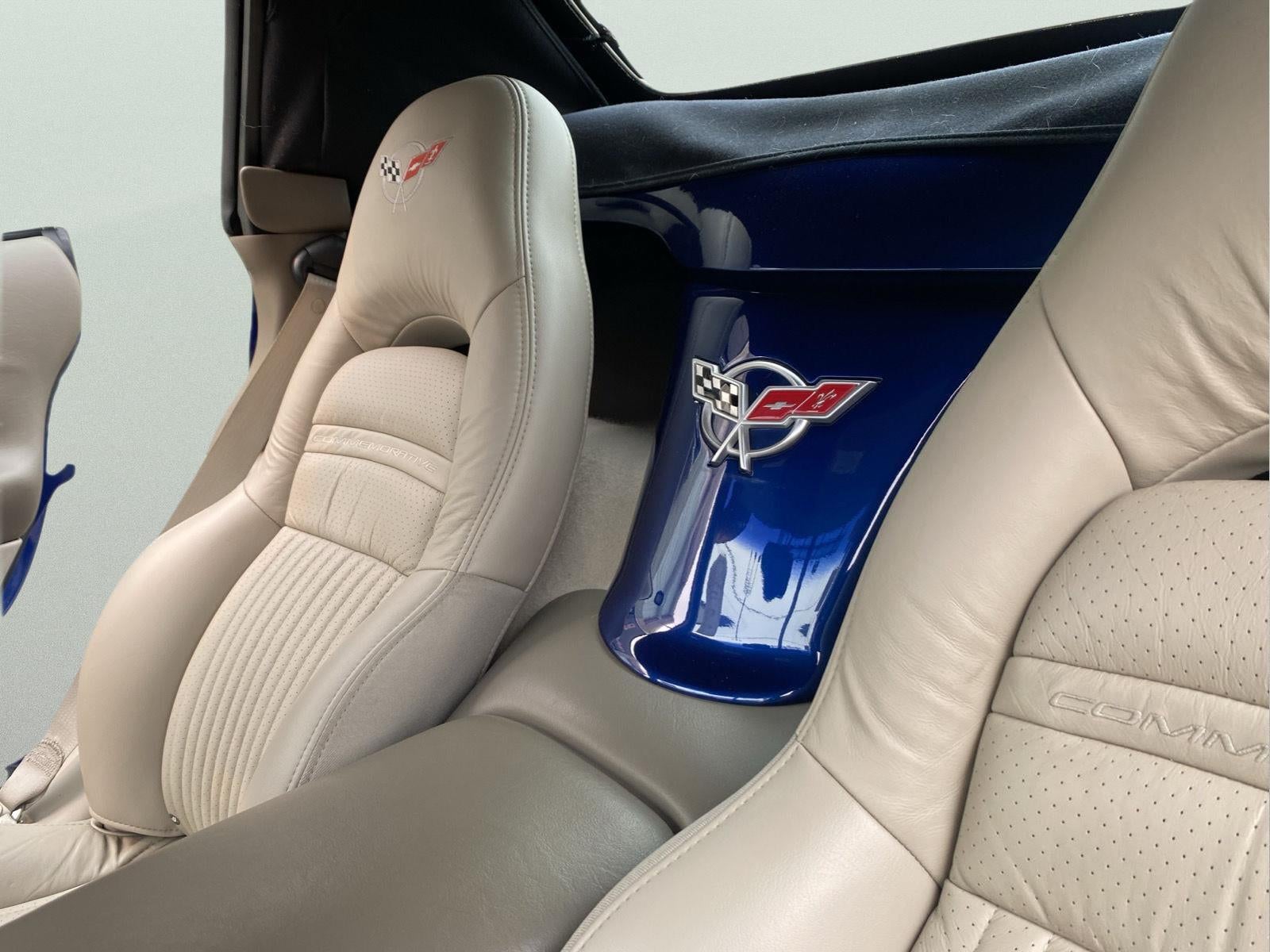 2004 Chevrolet Corvette Base