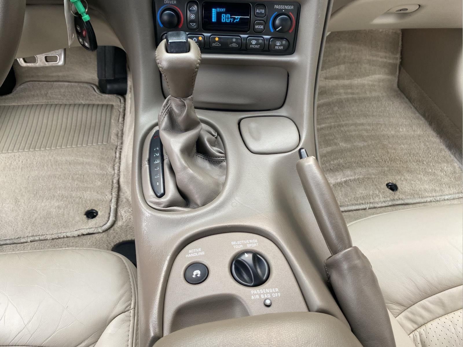 2004 Chevrolet Corvette Base