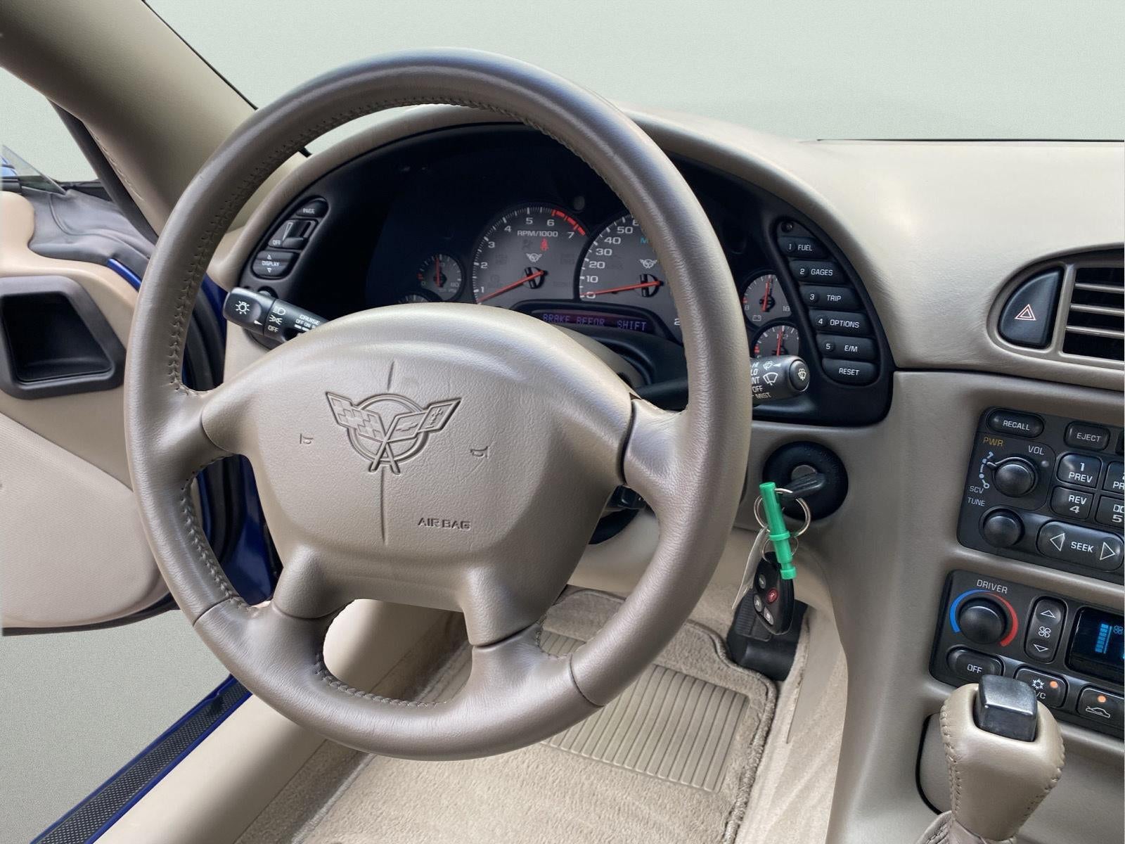 2004 Chevrolet Corvette Base