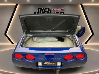 2004 Chevrolet Corvette Base