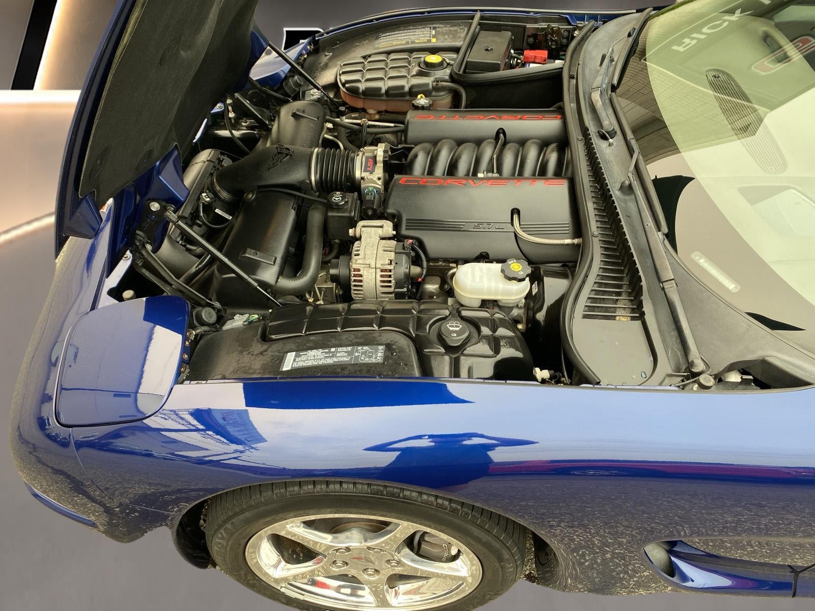 2004 Chevrolet Corvette Base