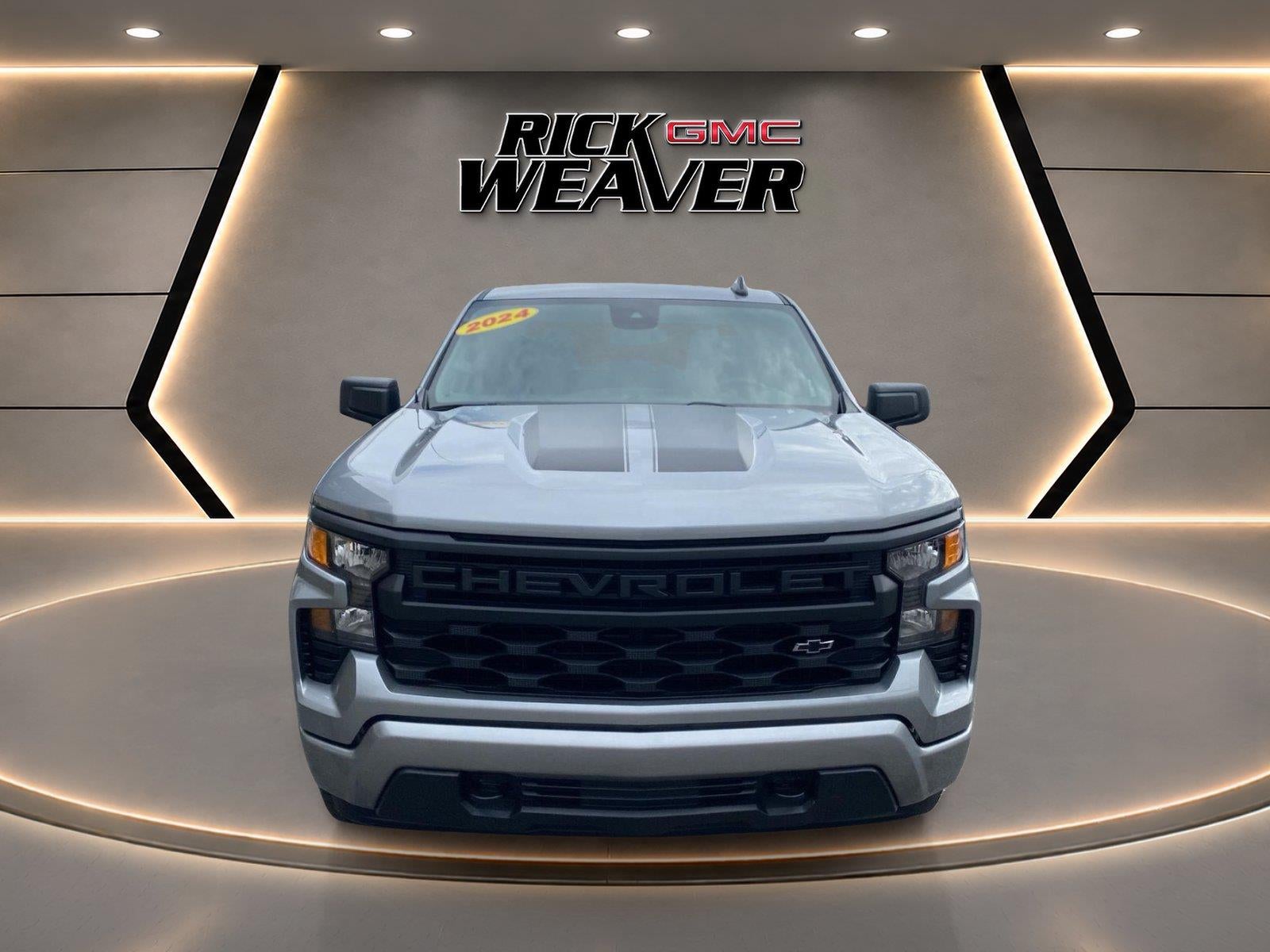 2024 Chevrolet Silverado 1500 Custom