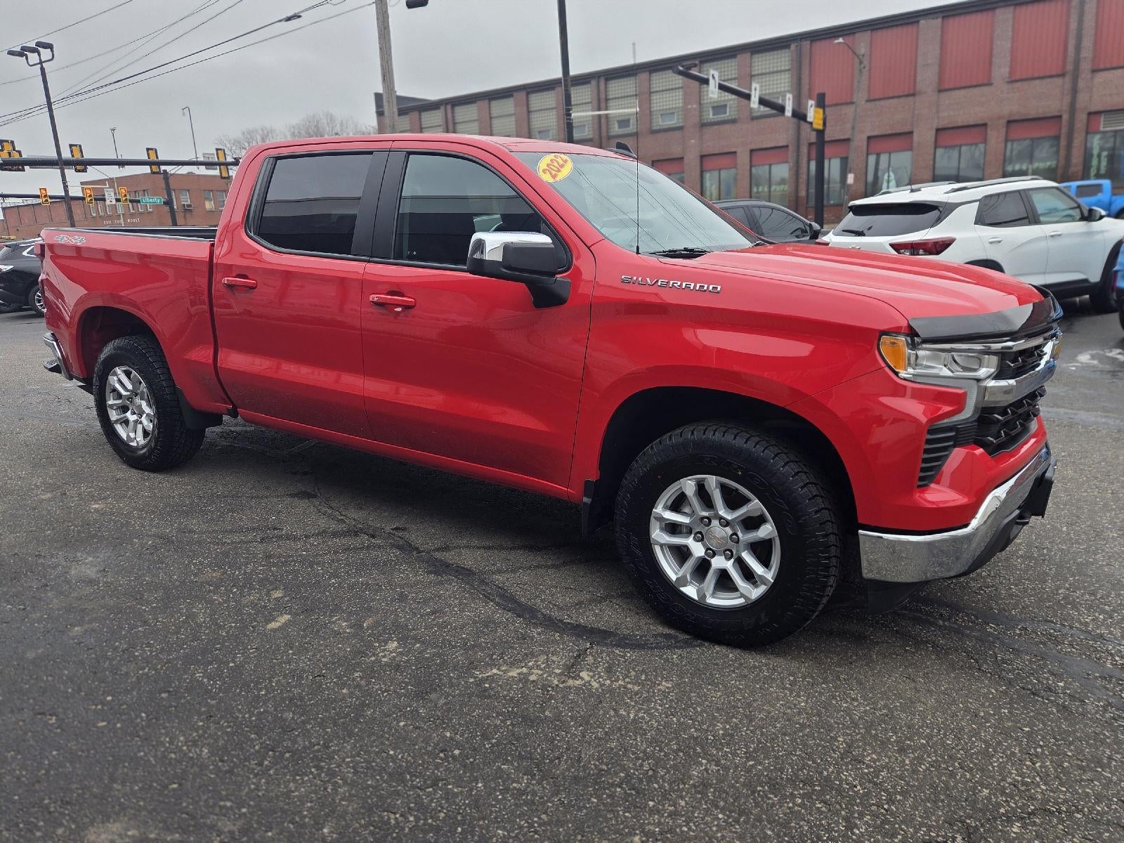 2022 Chevrolet Silverado 1500 LT (2FL)