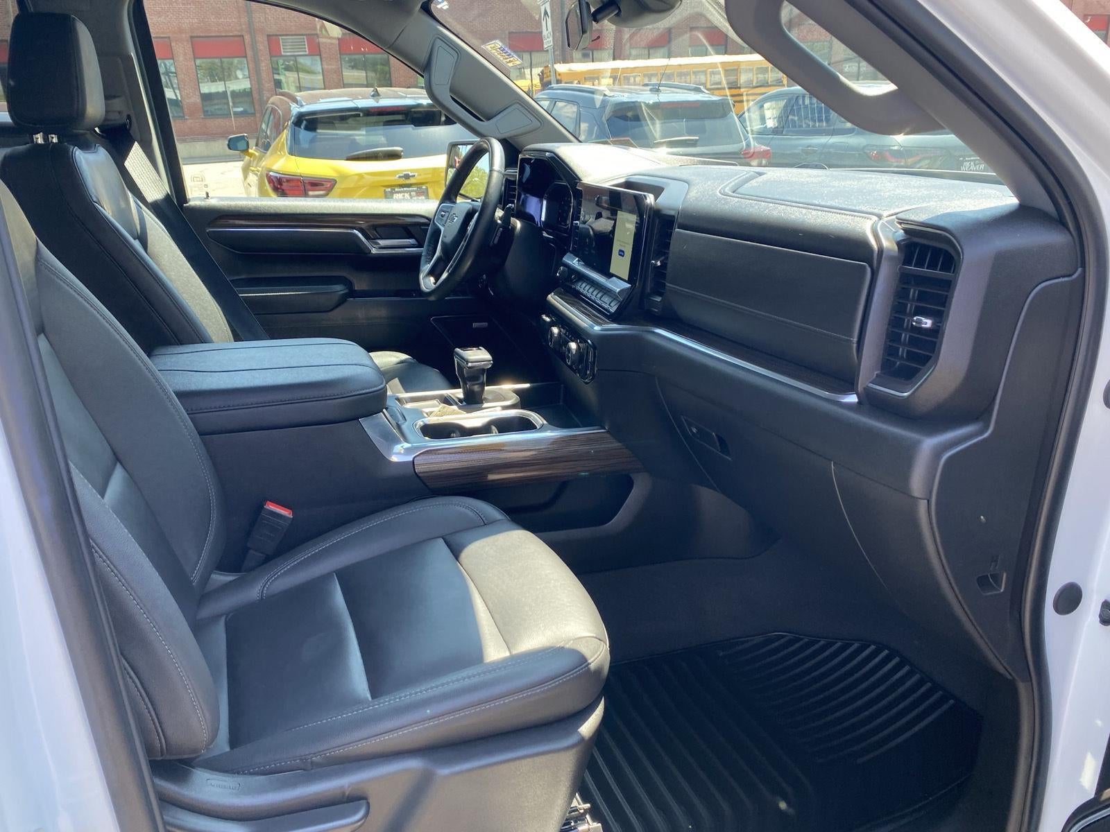 2024 Chevrolet Silverado 1500 RST