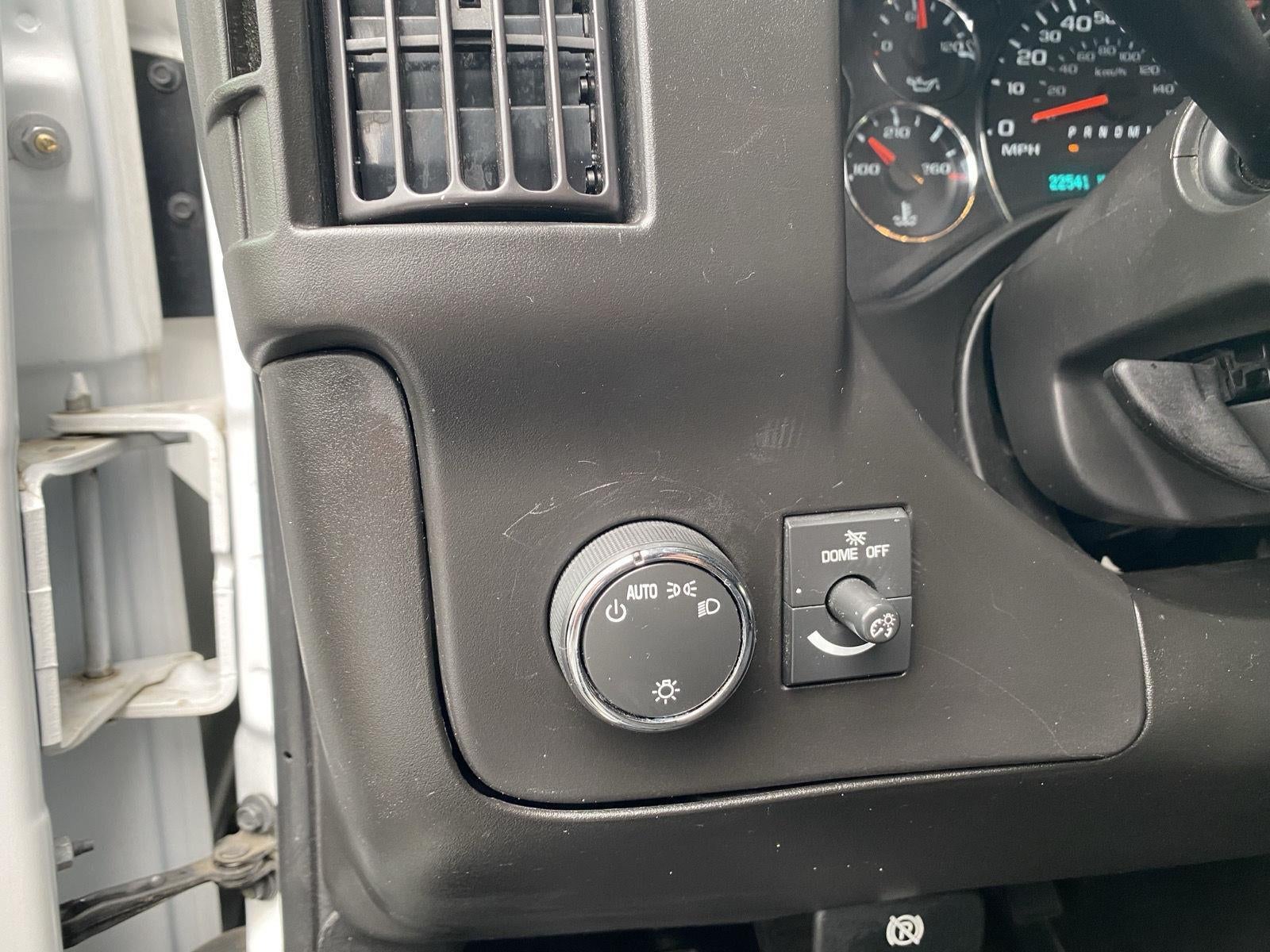 2024 Chevrolet Express Cargo 2500 WT