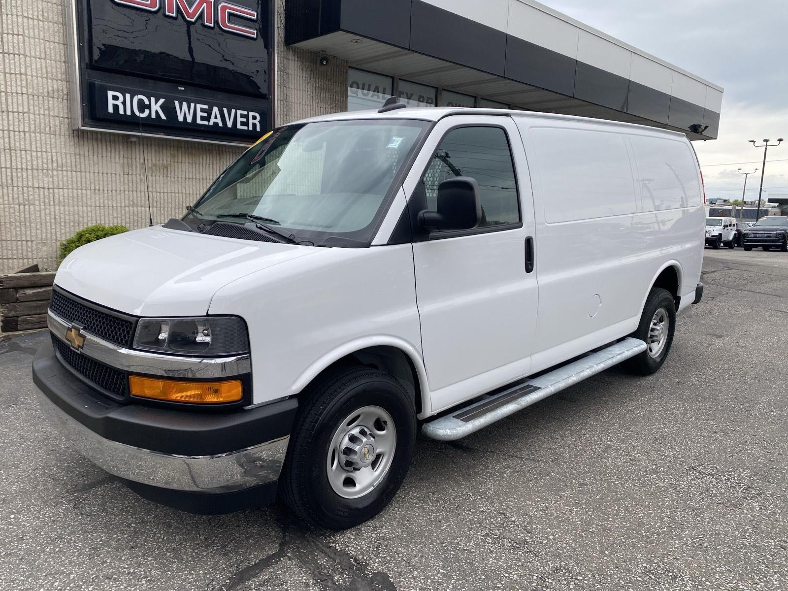 2024 Chevrolet Express Cargo 2500 WT