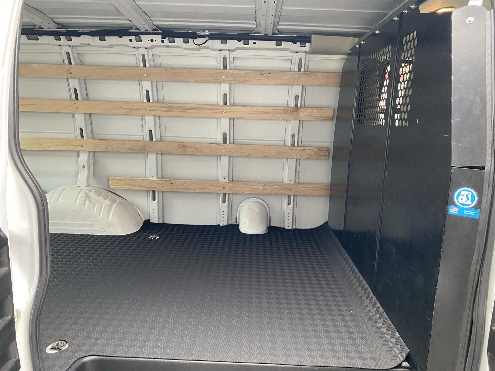 2024 Chevrolet Express Cargo 2500 WT