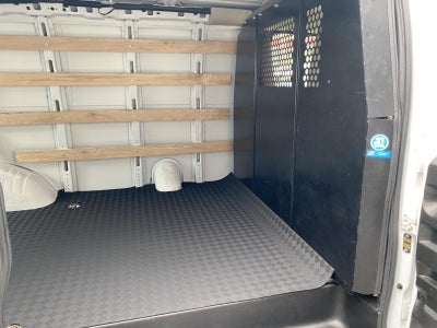 2024 Chevrolet Express Cargo 2500 WT