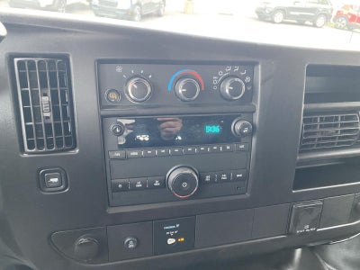 2024 Chevrolet Express Cargo 2500 WT