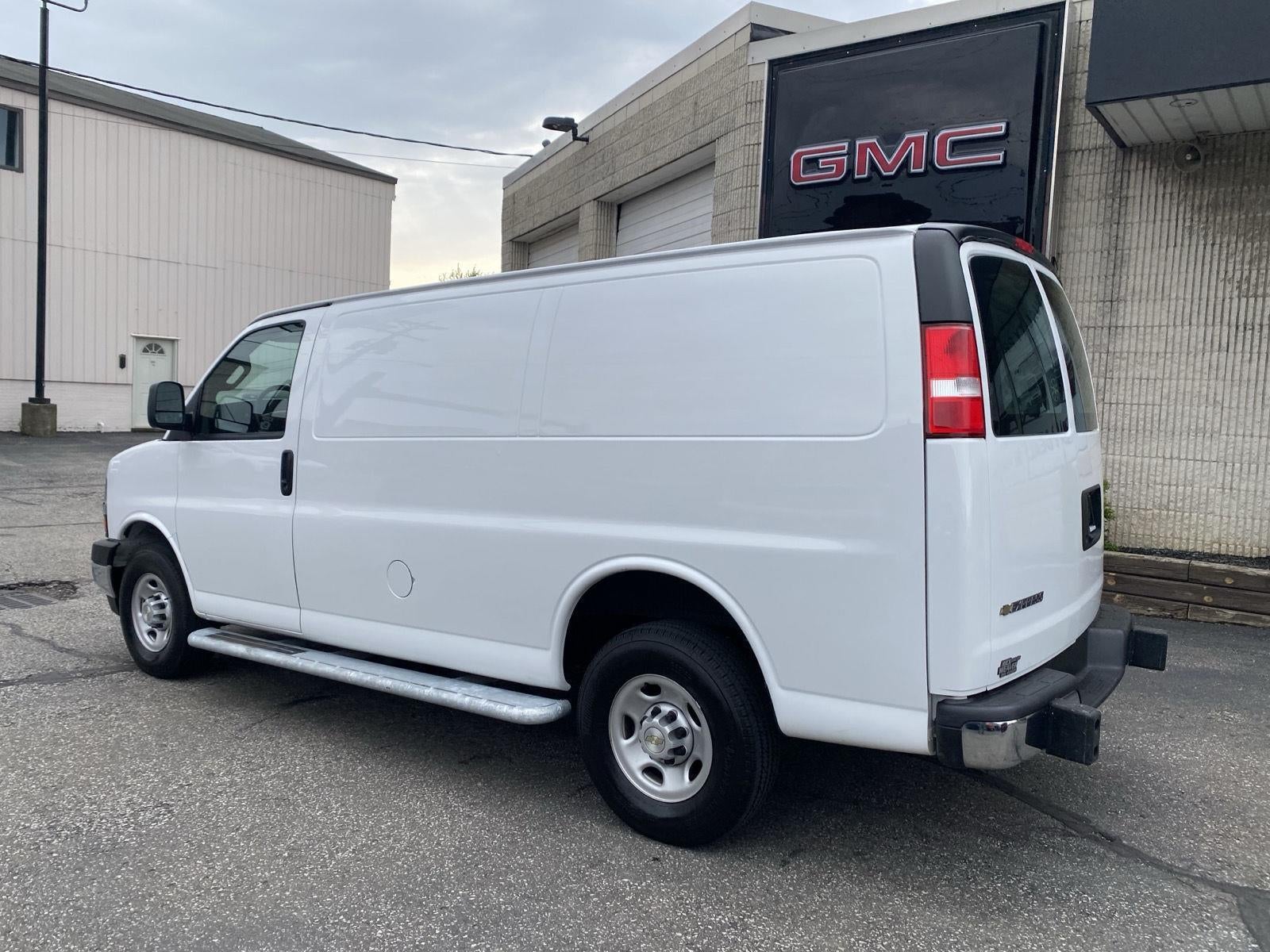 2024 Chevrolet Express Cargo 2500 WT