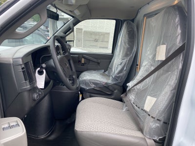 2025 GMC Savana Cutaway 3500 1WT