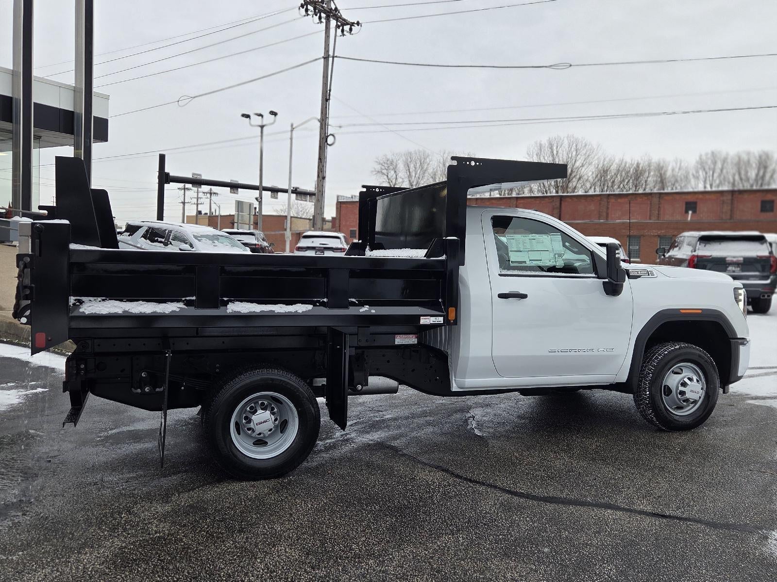 2026 GMC Sierra 3500 HD Chassis Cab Pro