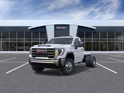 2026 GMC Sierra 3500 HD Chassis Cab Pro