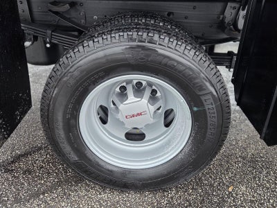 2026 GMC Sierra 3500 HD Chassis Cab Pro