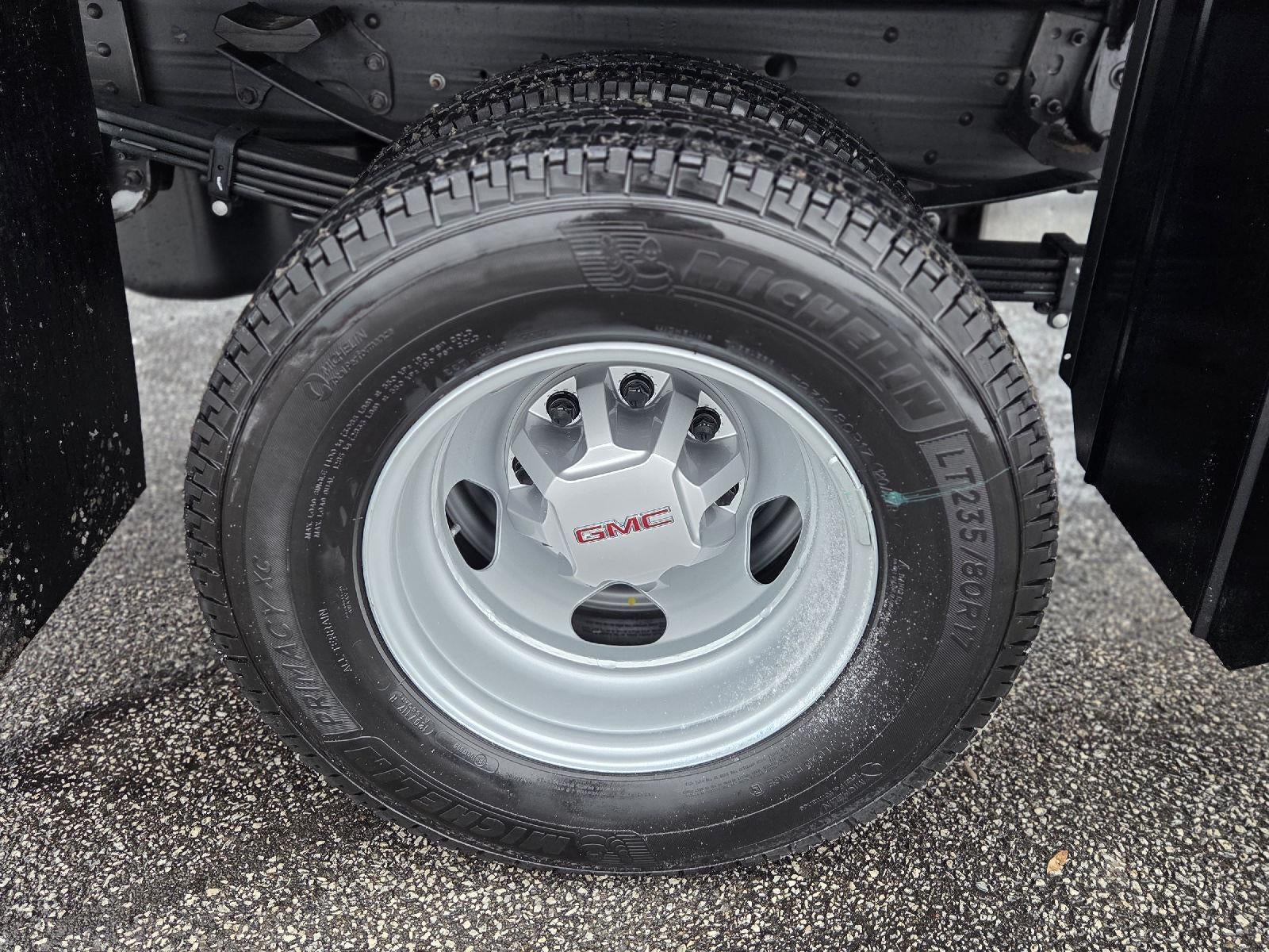 2026 GMC Sierra 3500 HD Chassis Cab Pro