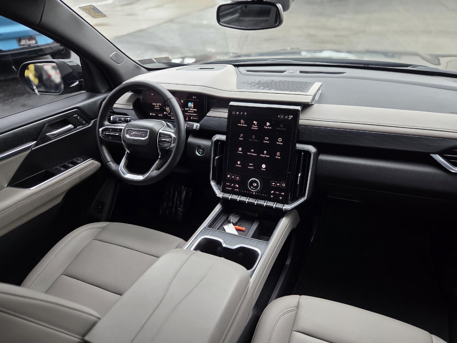 2024 GMC Acadia Elevation