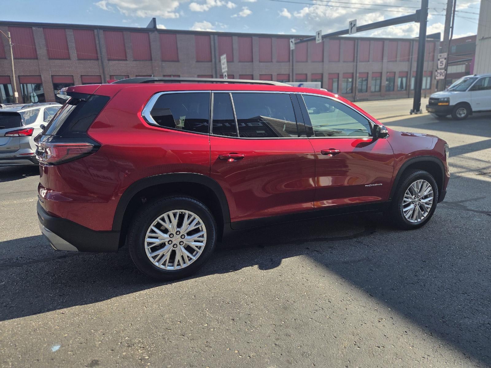 2025 GMC Acadia Elevation