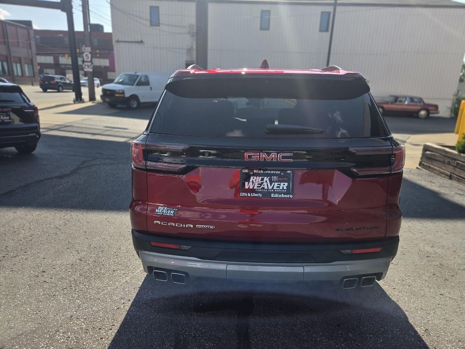 2025 GMC Acadia Elevation