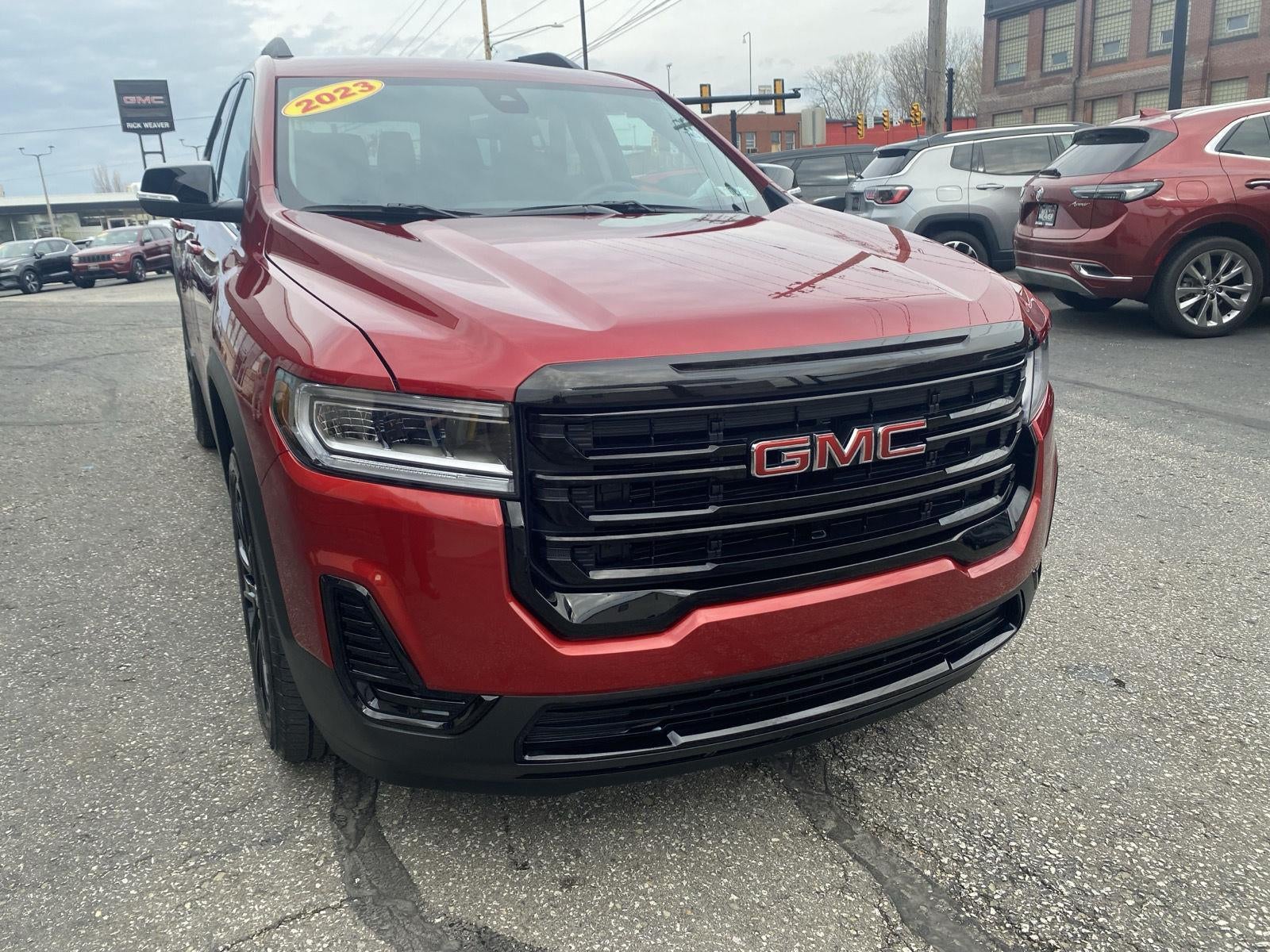 2023 GMC Acadia SLE
