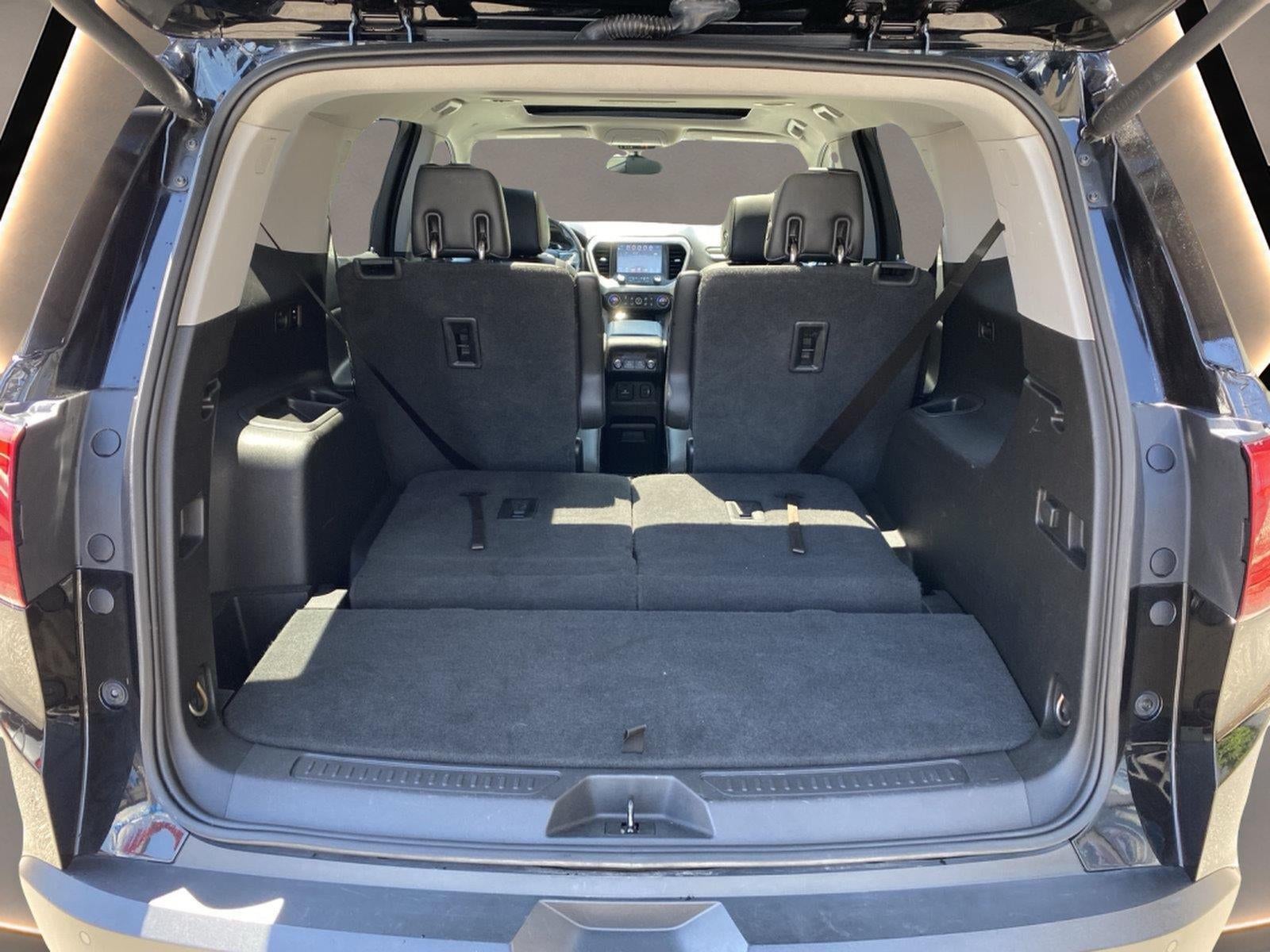 2019 GMC Acadia SLT