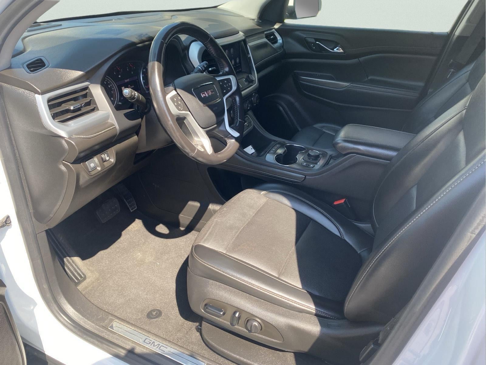 2021 GMC Acadia SLT