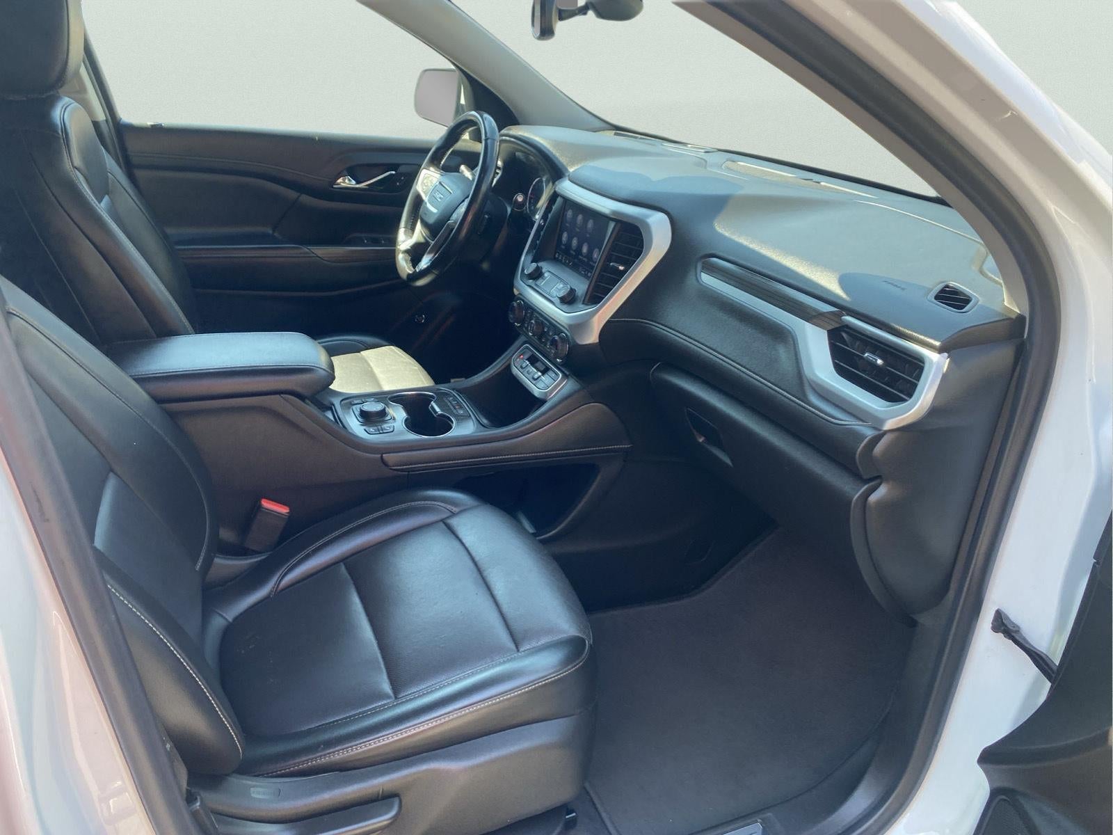 2021 GMC Acadia SLT