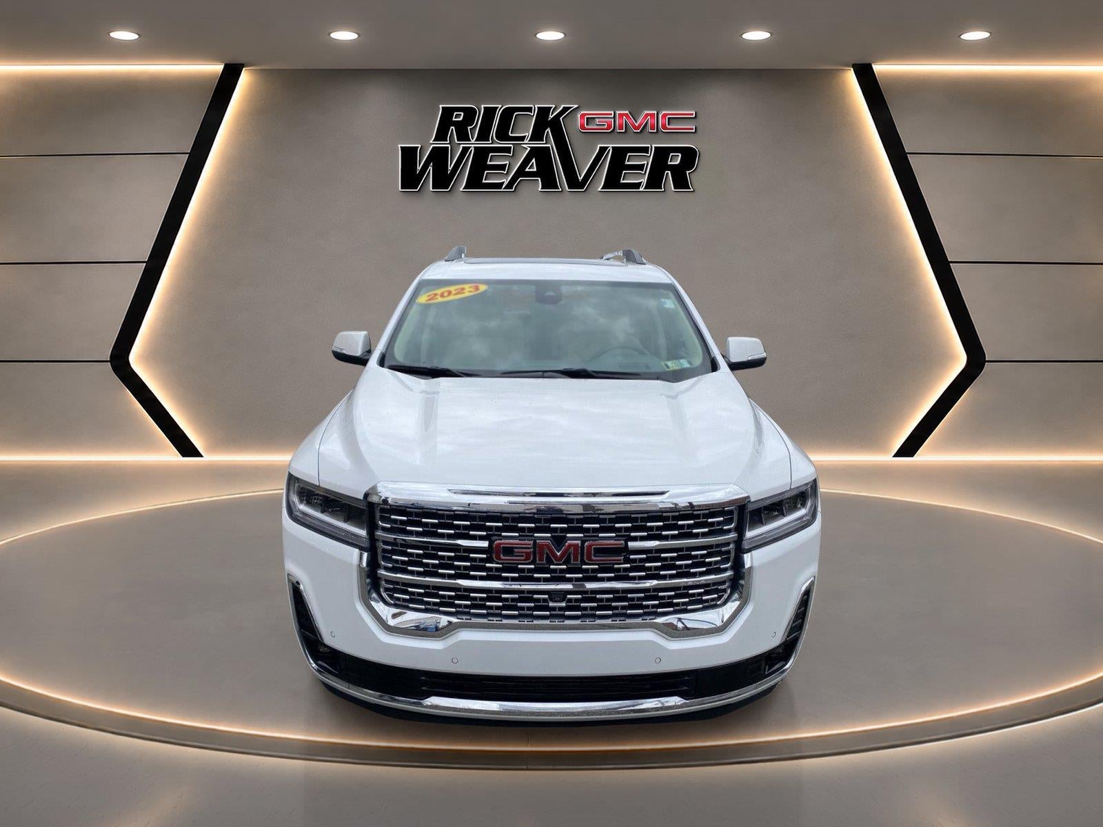 2023 GMC Acadia Denali