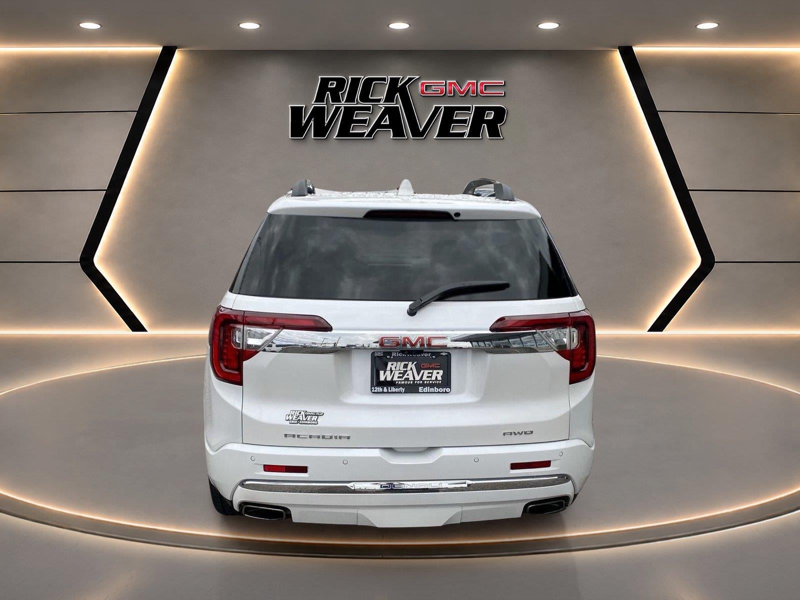 2023 GMC Acadia Denali