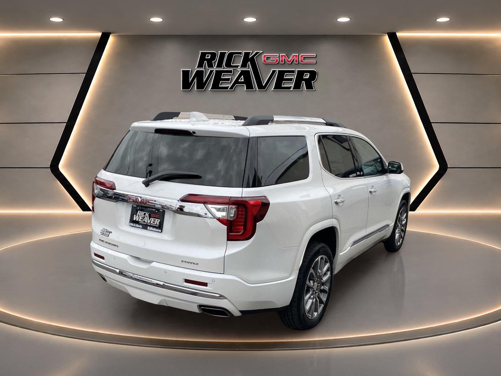 2023 GMC Acadia Denali