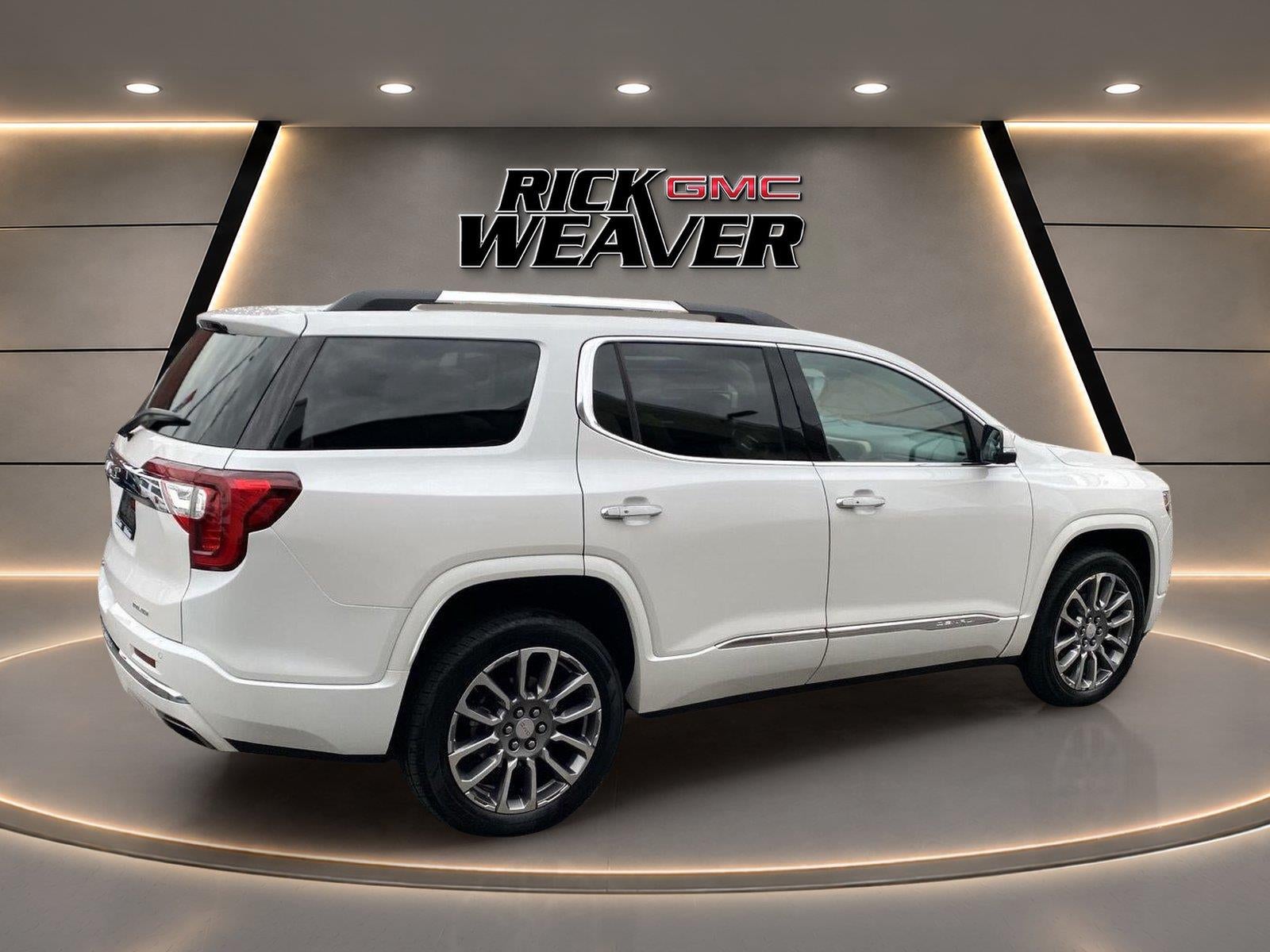 2023 GMC Acadia Denali