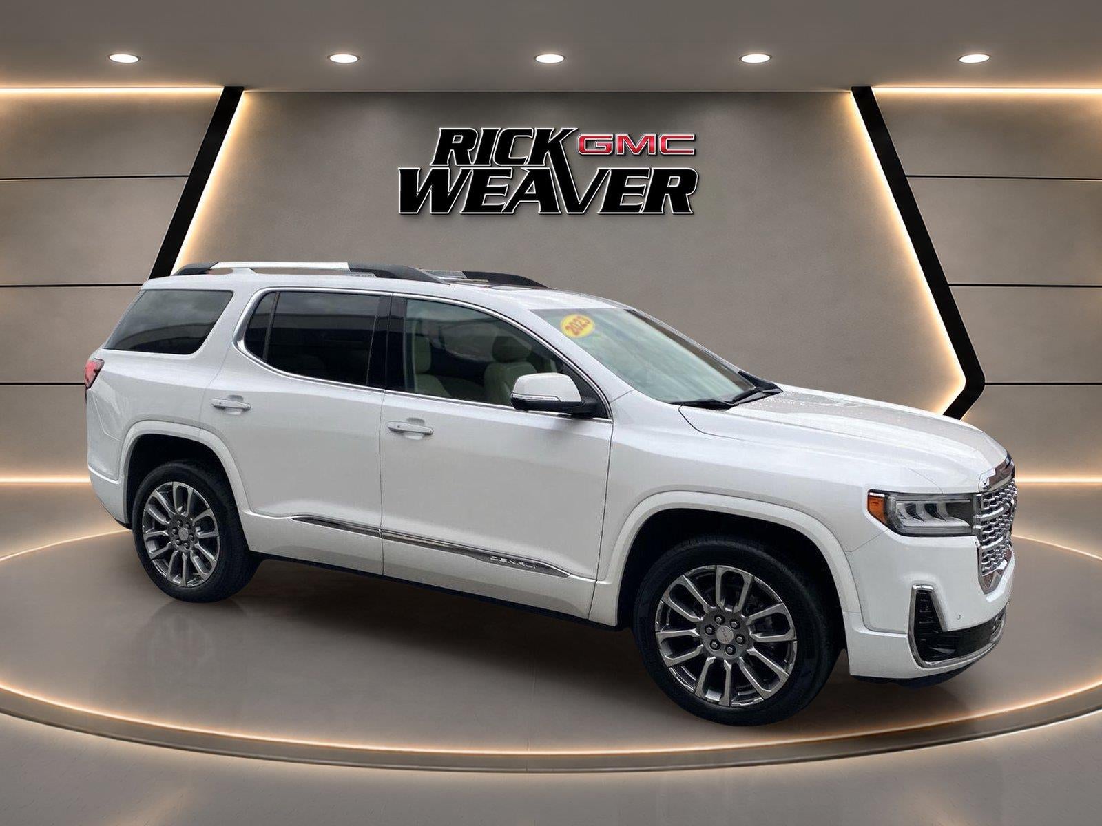 2023 GMC Acadia Denali