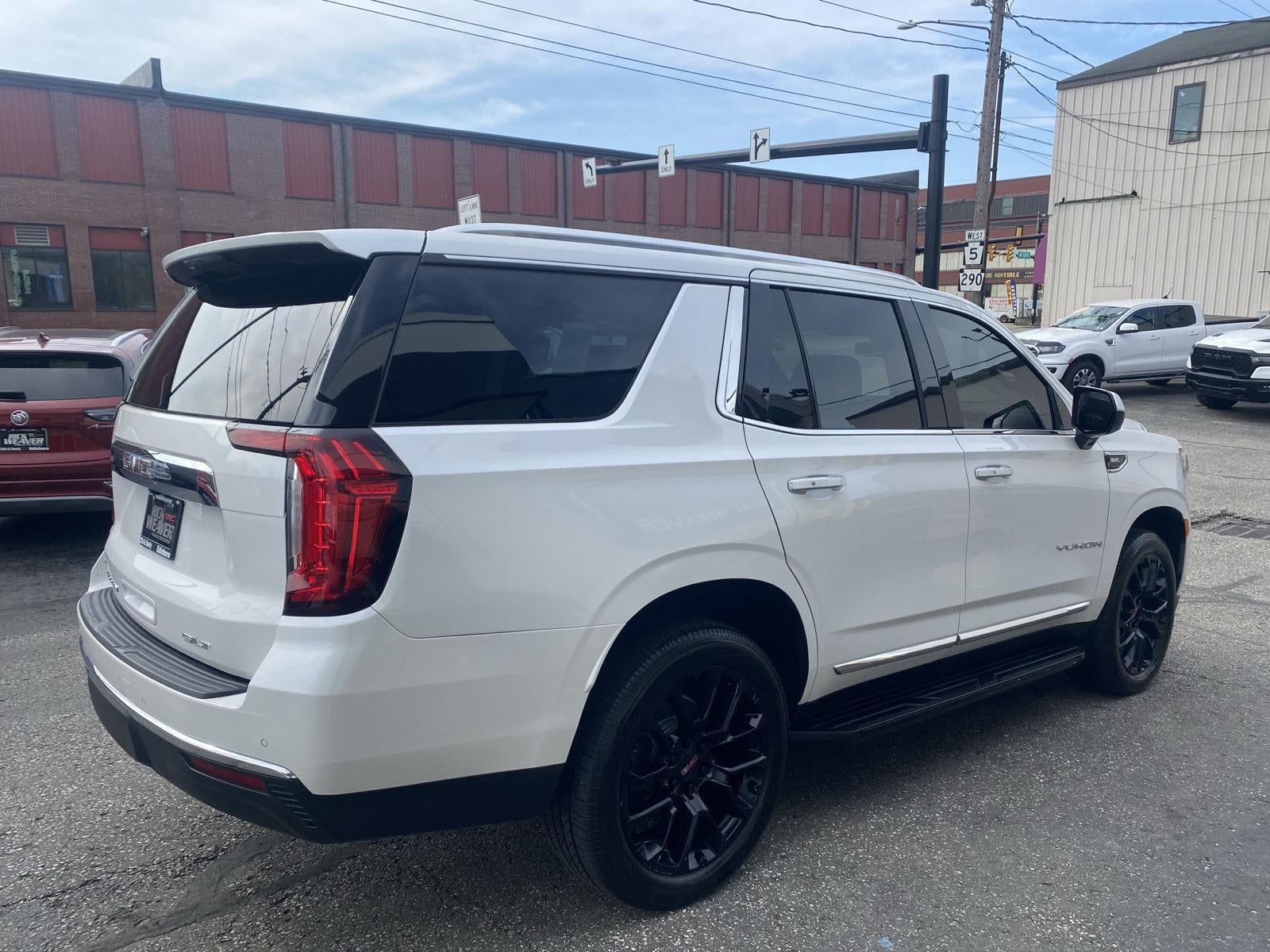 2022 GMC Yukon SLT