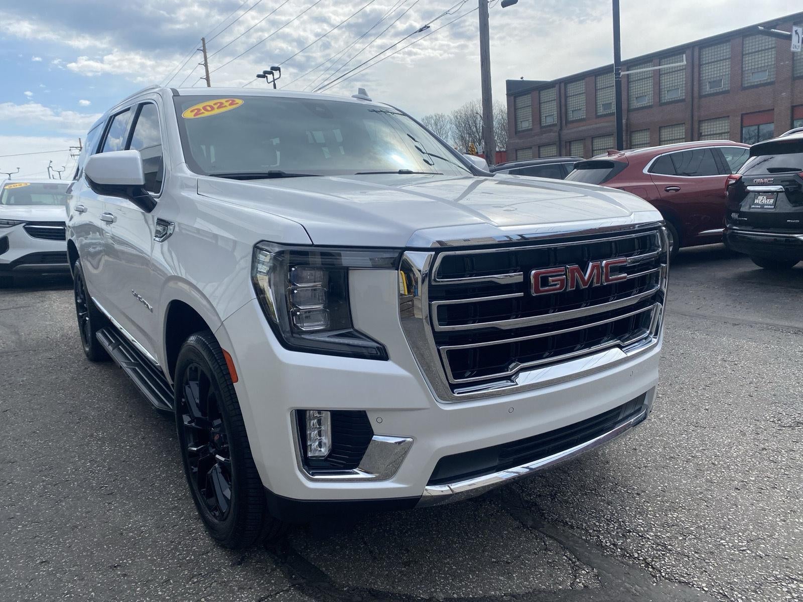 2022 GMC Yukon SLT