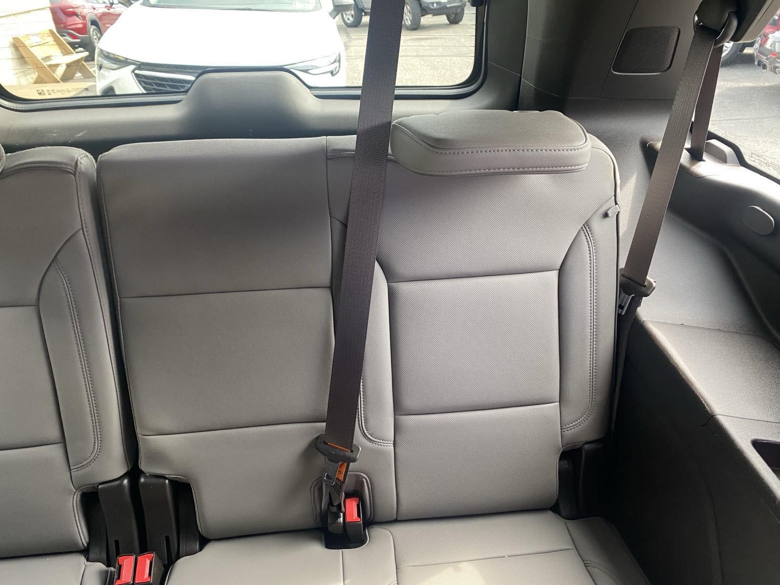 2022 GMC Yukon SLT